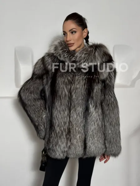 Полушубок из чернобурки с капюшоном цельные пластины - фото 7