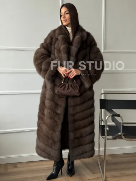 Длинная шуба из меха куницы Exclusive fur - фото 7