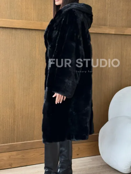 Черная норковая шуба с капюшоном - фото 1
