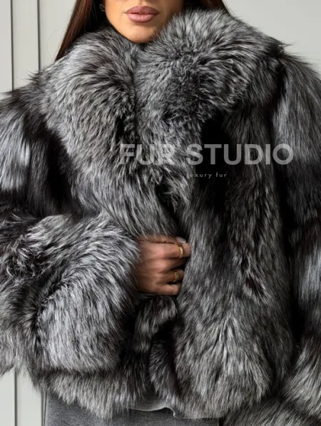 Женская шуба из чернобурки Winter Lover - фото 1