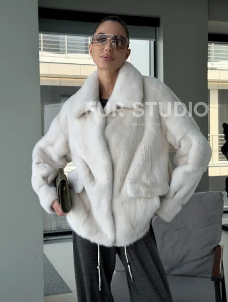 Модная женская норковая куртка - фото 13