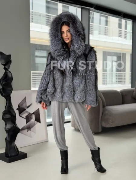 Полушубок из чернобурки с капюшоном - фото 11