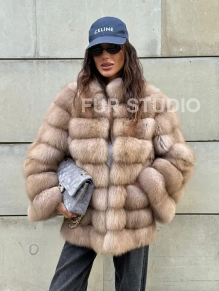 Шуба из меха куницы - фото 0