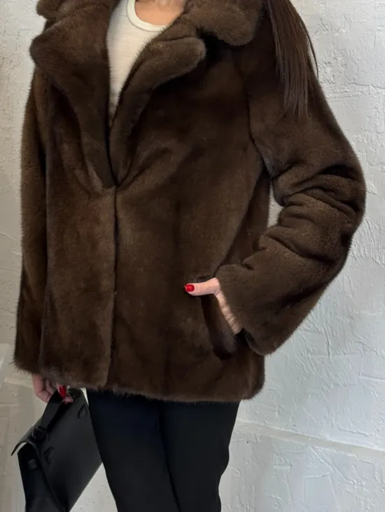 Меховой жакет из плюшевой норки Velvet английский воротник - фото 1