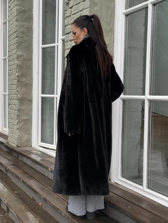 Шуба из канадской аукционной норки с английским воротником - Total black - фото 6