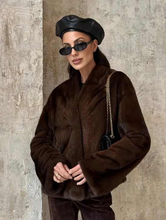 Полушубок женский из меха аукционной норки Браун Вельвет - фото 7