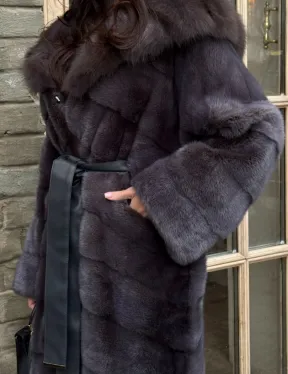 Удлиненная шуба из меха норки с капюшоном куница - фото 1