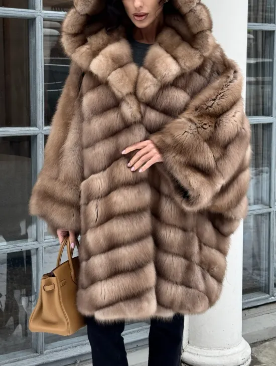 Шуба из меха куницы «летучая мышь» - фото 1