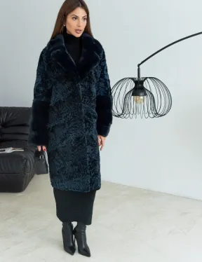 Шуба из каракульчи с английским воротником норки - цвет темно-синий - фото 1