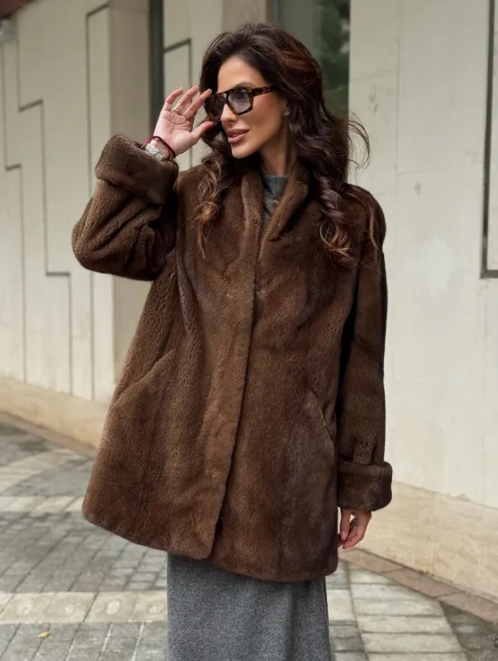 Коричневая шуба из норки - фото 0