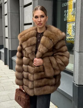 Шуба из натурального меха куницы с капюшоном - фото 13