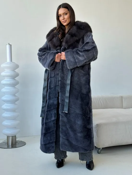 Длинная норковая шуба с куницей капюшон - фото 8