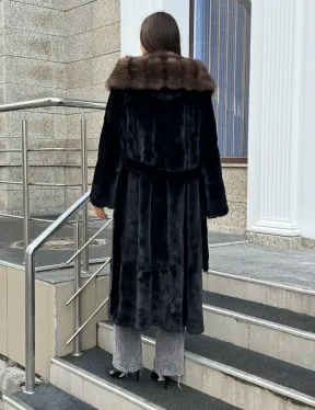Черная норковая шуба с капюшоном куница - фото 6