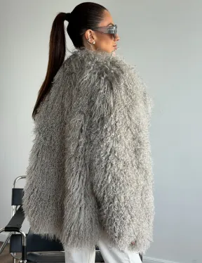 Серая шуба из ламы - фото 5