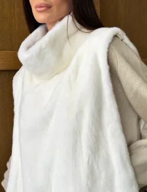 Белая норковая манишка - фото 1