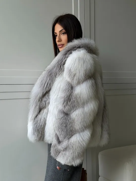 Полушубок из белой лисы, рукава - косички - фото 11