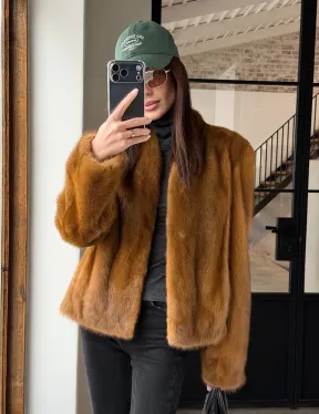 Меховой жакет из золотой норки - фото 26