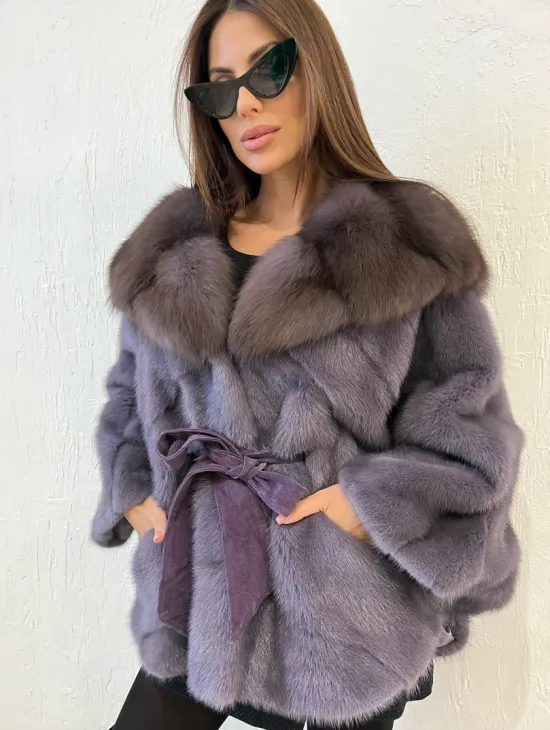 Шуба норковая - пончо с капюшоном куница цвет лаванда - фото 3