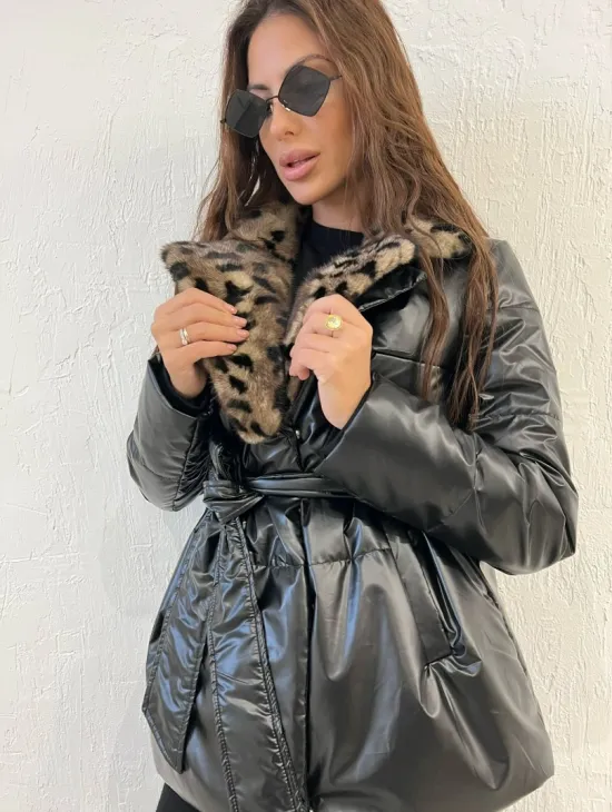 Пуховик с мехом норки в анималистическом принте - фото 4