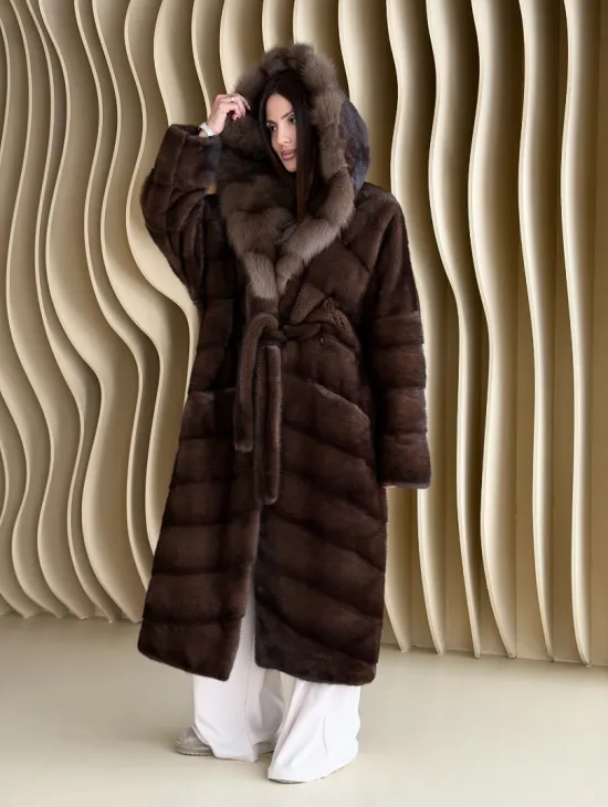 Шуба норкова с капюшоном из меха куницы - цвет соболь - фото 7