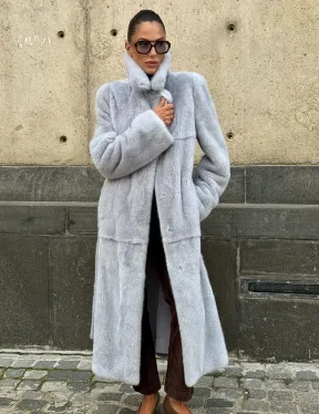 Голубая шуба из плюшевой норки “Velvet” - фото 4