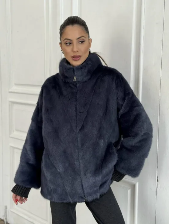 Короткая норковая шуба на молнии, стойка воротник - цвет черника - фото 3